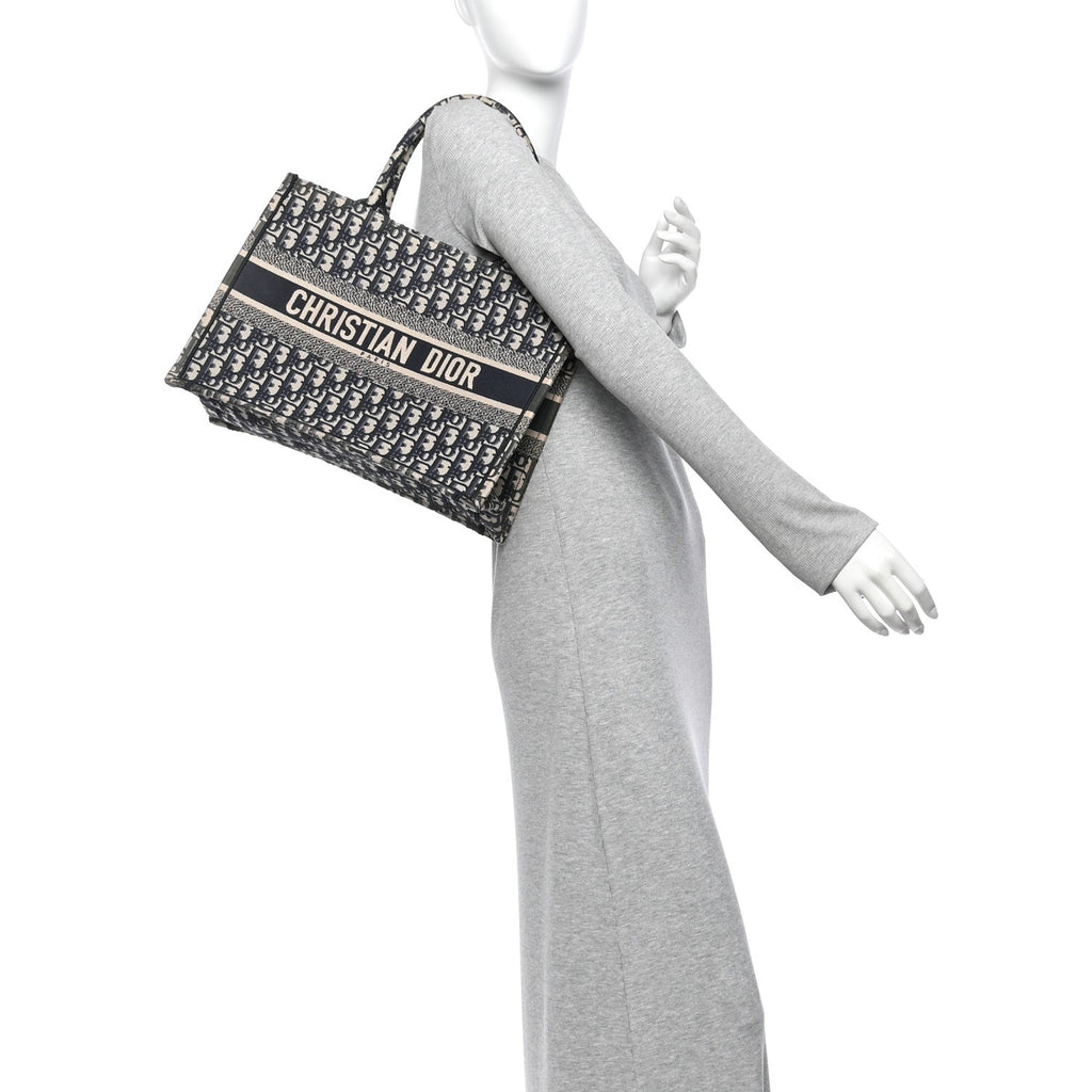 Oblique Medium Book Tote Blue Multicolor £¨ Direct shipment via from wholesalehk.shop