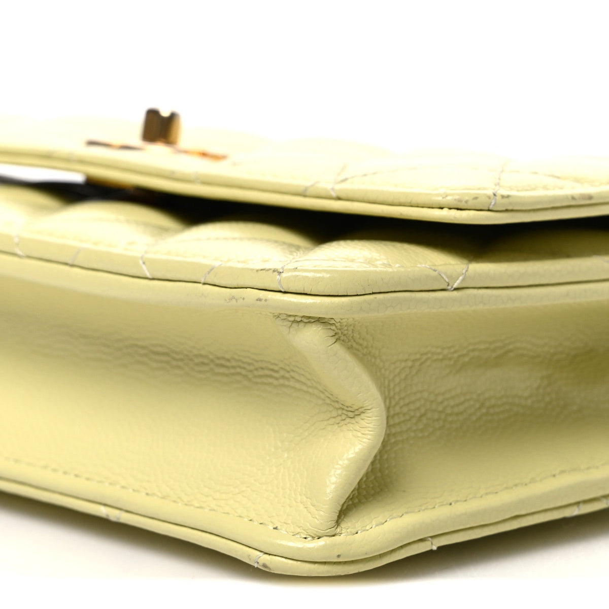 Caviar Quilted CC Turn Lock Wallet On Chain WOC Light Green wholesalehk.shop