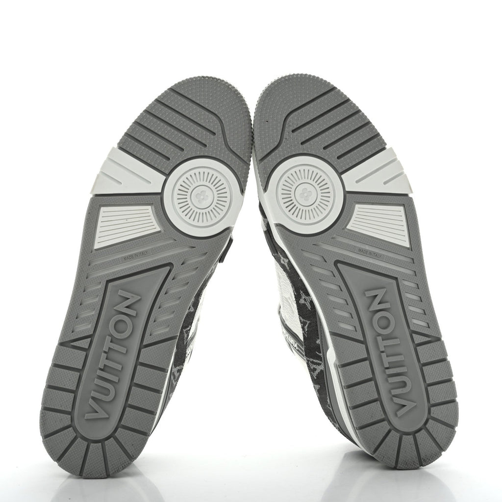 Calfskin Embossed Monogram Denim Mens LV Trainer Sneakers 11 Grey £¨ Direct shipment via from wholesalehk.shop