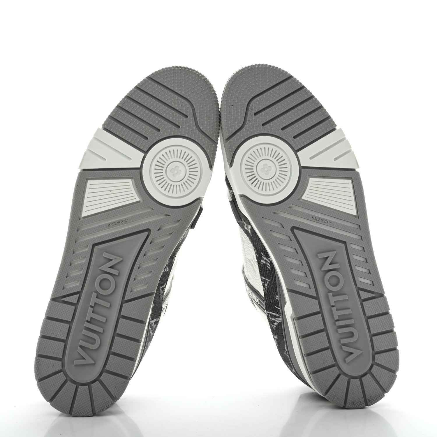 Calfskin Embossed Monogram Denim Mens LV Trainer Sneakers 11 Grey £¨ Direct shipment via from wholesalehk.shop