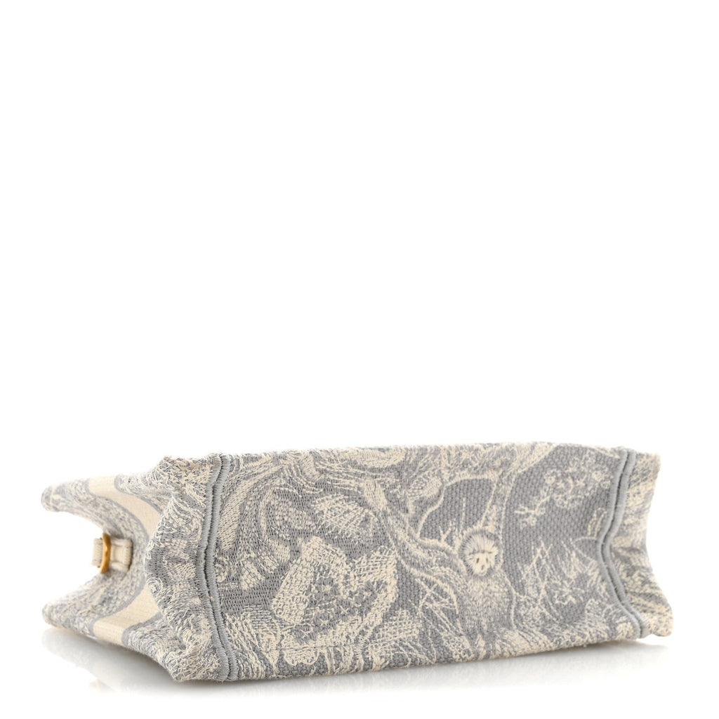 Canvas Embroidered Toile De Jouy Reverse Mini Book Tote With Strap Grey £¨ Direct shipment via from wholesalehk.shop