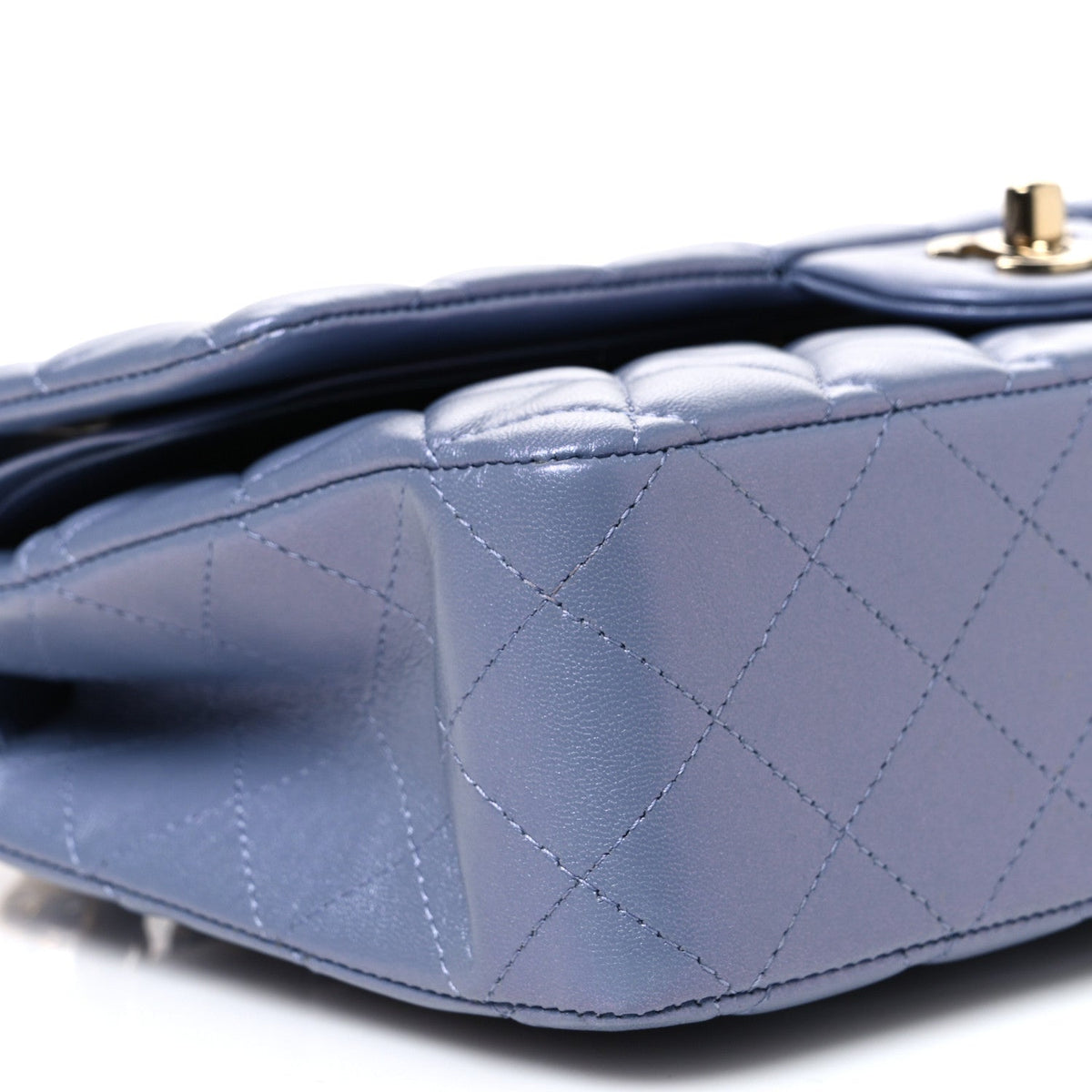 Iridescent Lambskin Quilted Medium Double Flap Light Purple wholesalehk.shop
