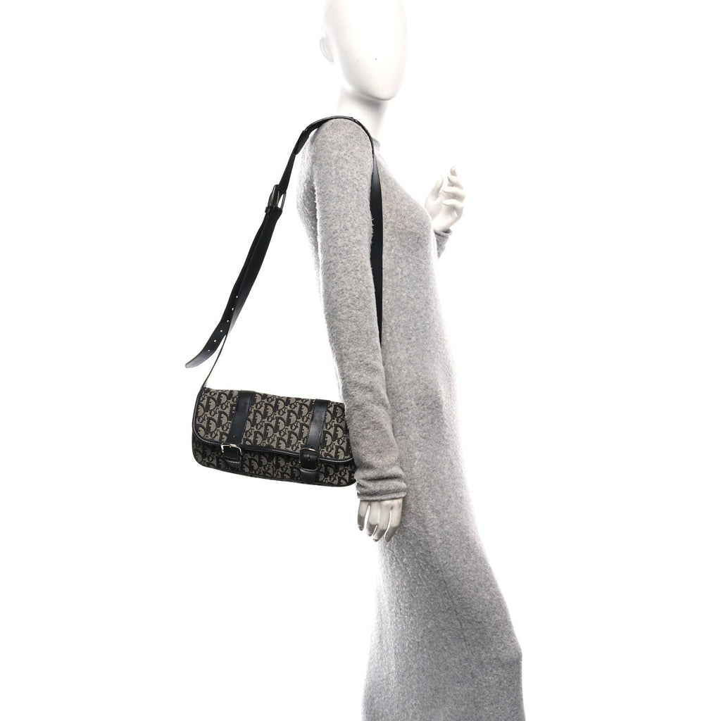 Monogram Messenger Black wholesalehk.shop
