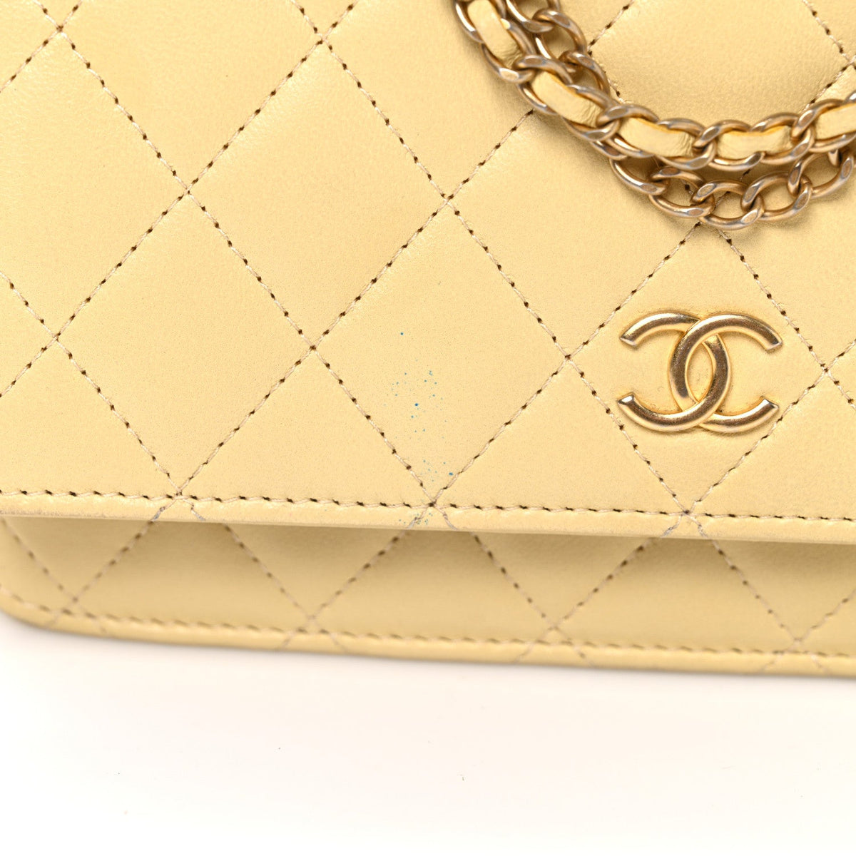 Lambskin Quilted Enamel Wallet On Chain WOC Yellow wholesalehk.shop