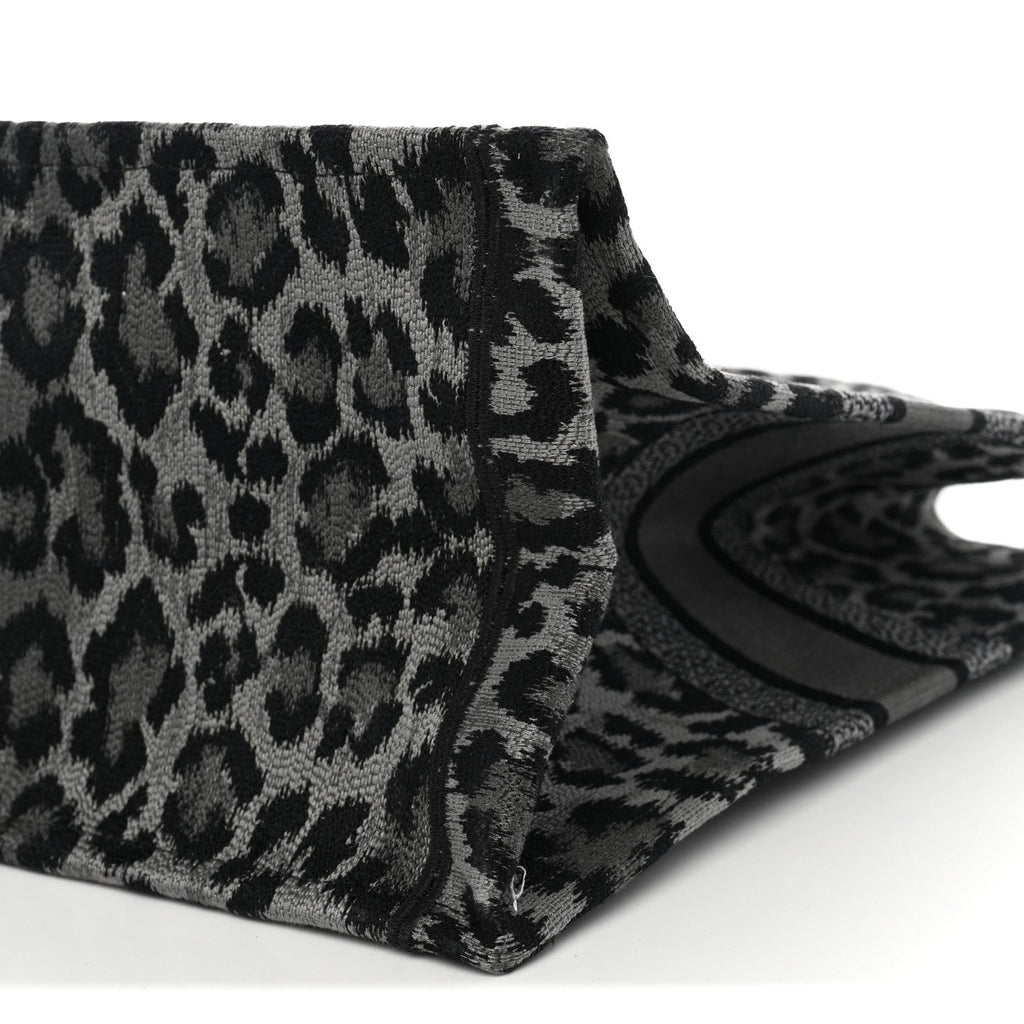 Canvas Mizza Embroidered Large Leopard Book Tote Grey £¨ Direct shipment via from wholesalehk.shop