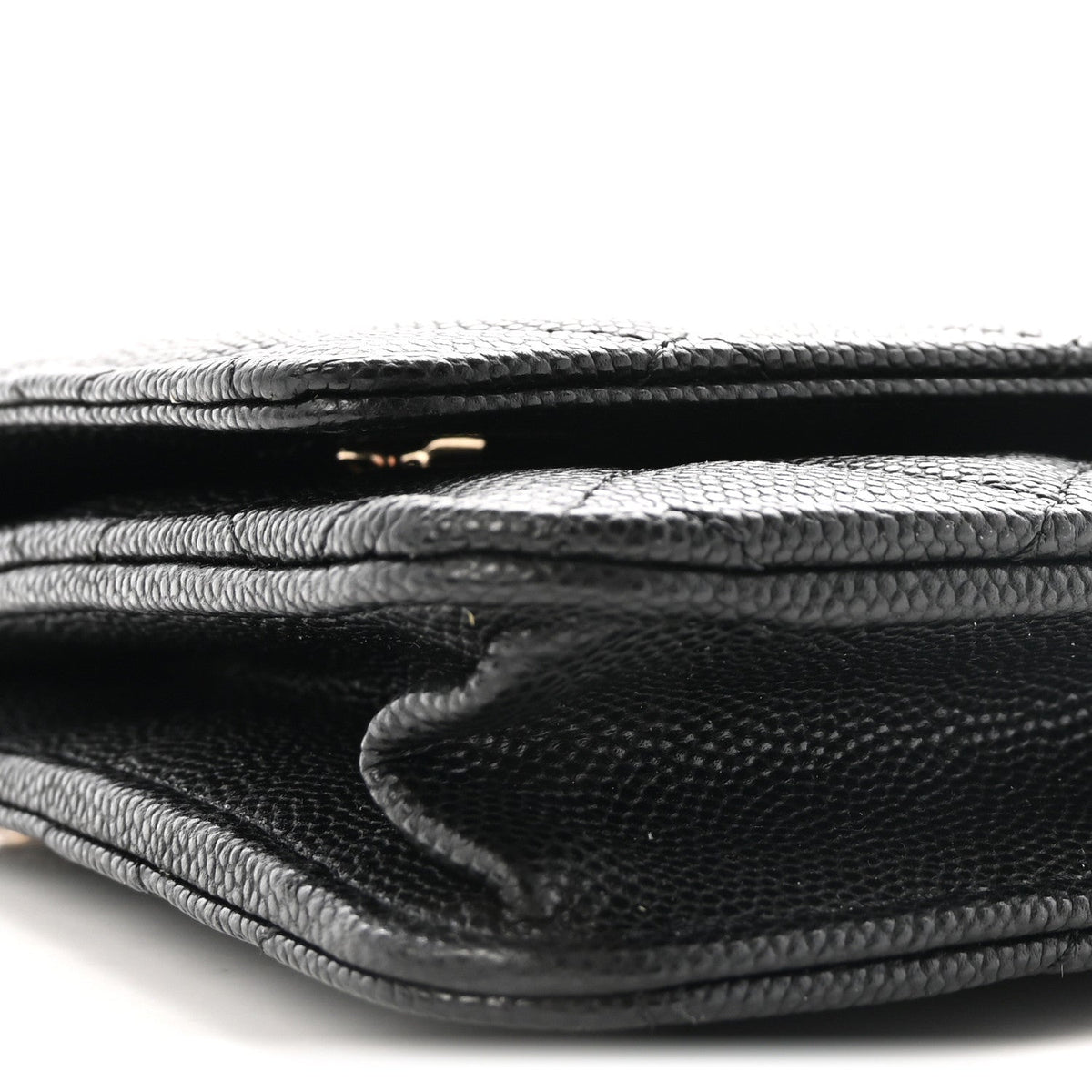Caviar Quilted Medallion Wallet on Chain WOC Black wholesalehk.shop
