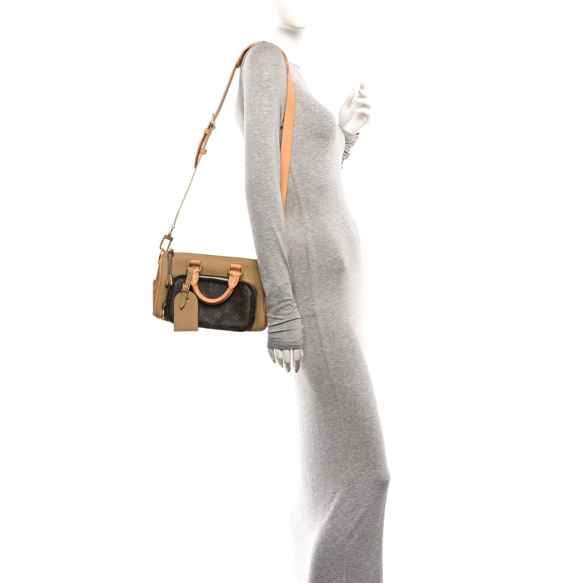 Taurillon Suede Monogram Cargo Keepall Bandouliere 25 wholesalehk.shop