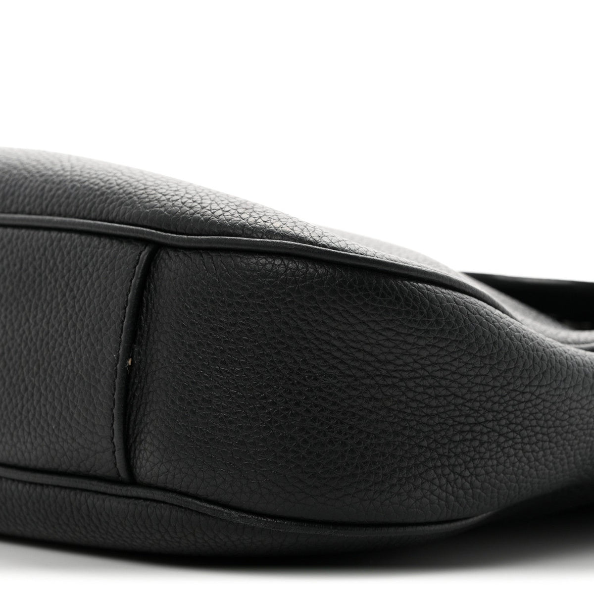 Grained Calfskin Saddle Messenger Bag Black wholesalehk.shop