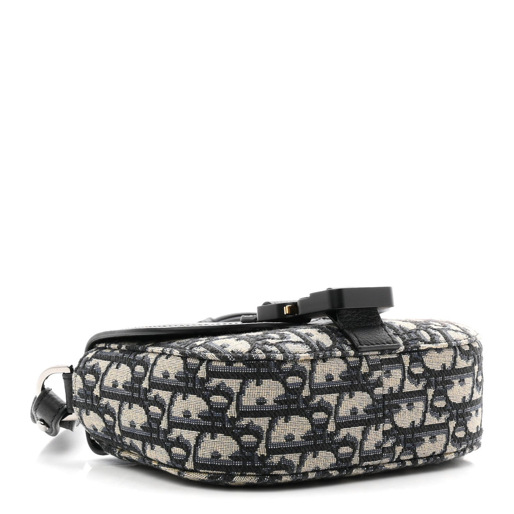 Grained Calfskin Oblique Mini Saddle Messenger Bag With Flap Beige Black wholesalehk.shop