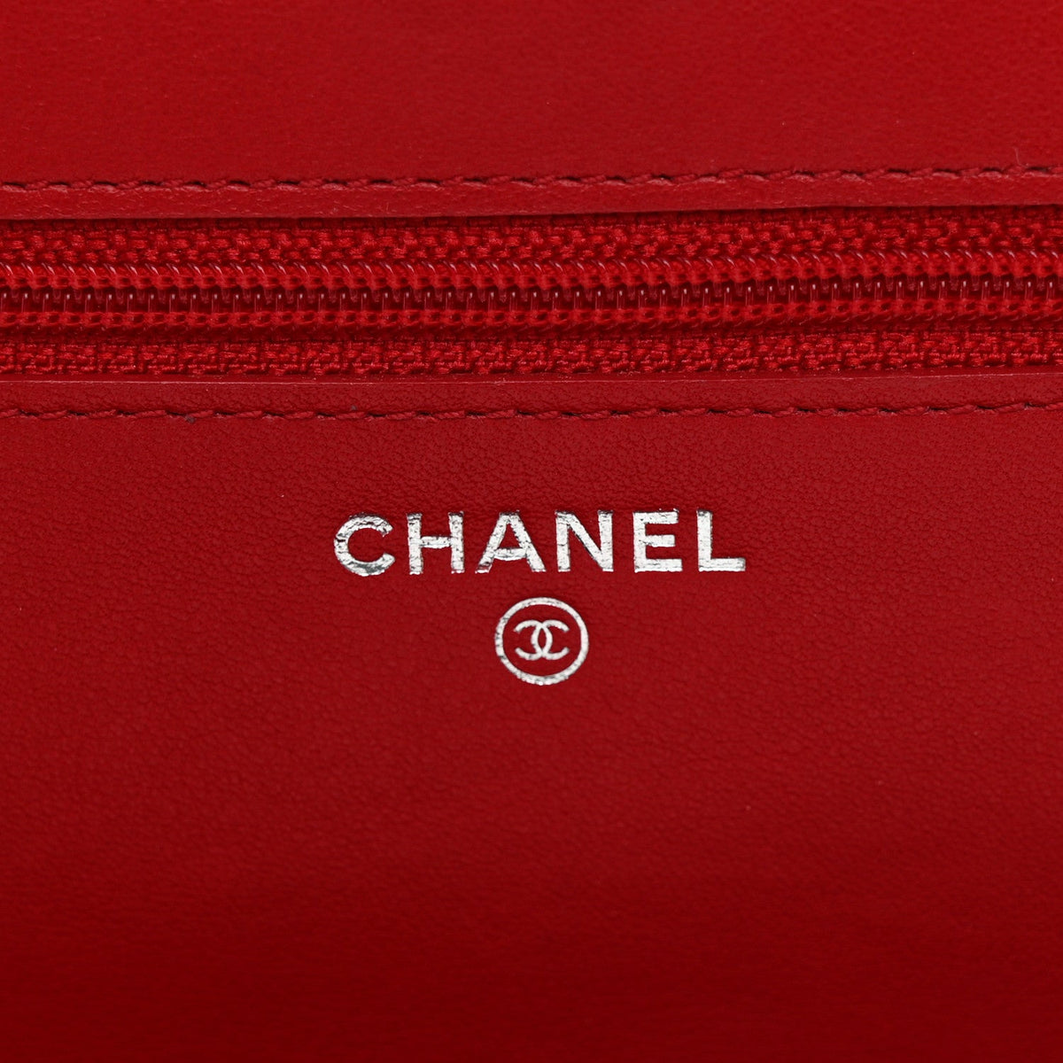Caviar Sevruga Wallet on Chain WOC Red wholesalehk.shop