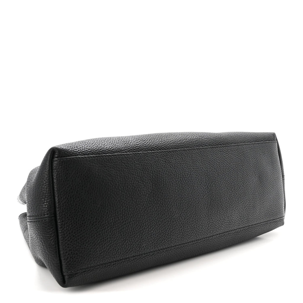 Pebbled Calfskin Medium Soho Chain Shoulder Bag Black wholesalehk.shop