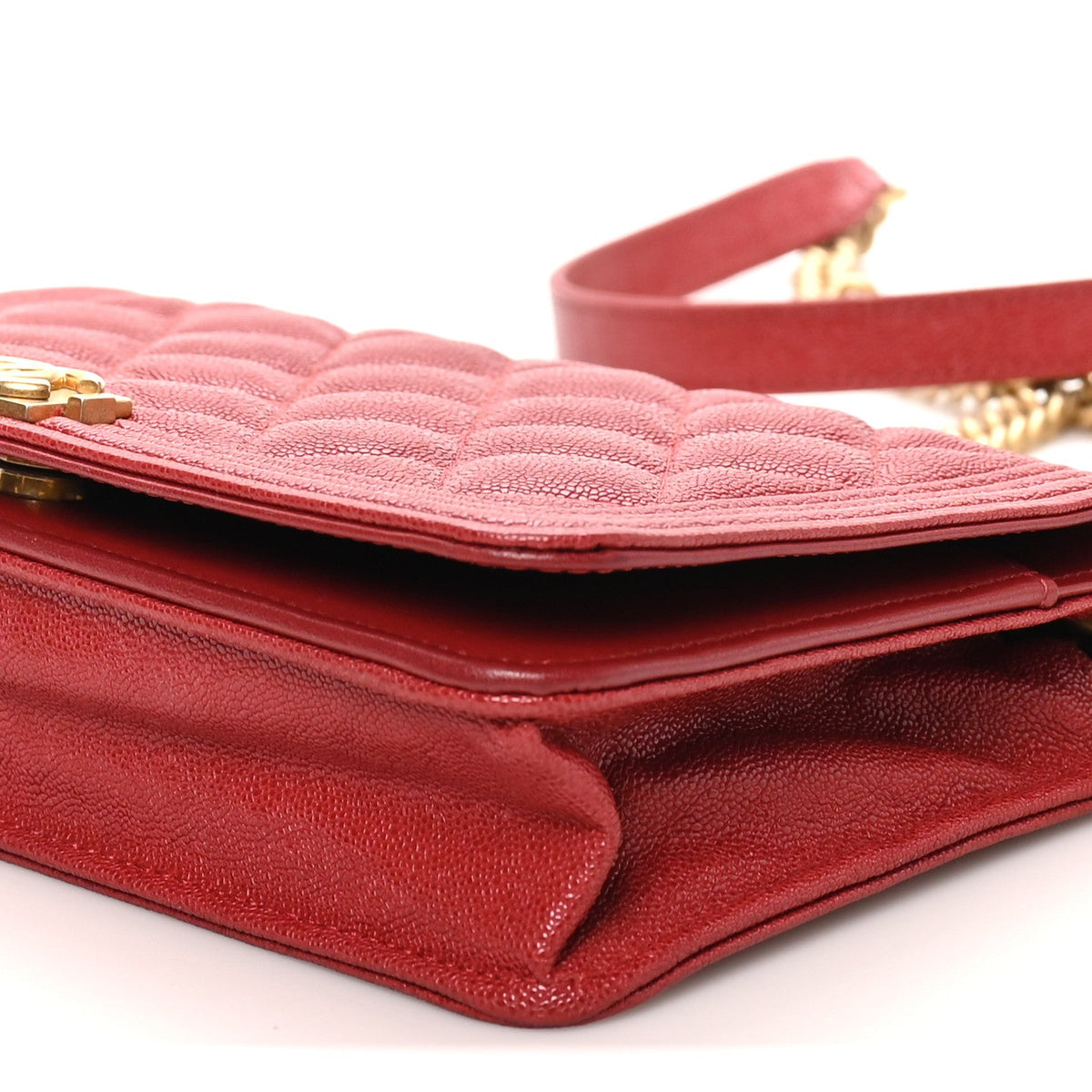 Caviar Quilted Boy Wallet On Chain WOC Red wholesalehk.shop