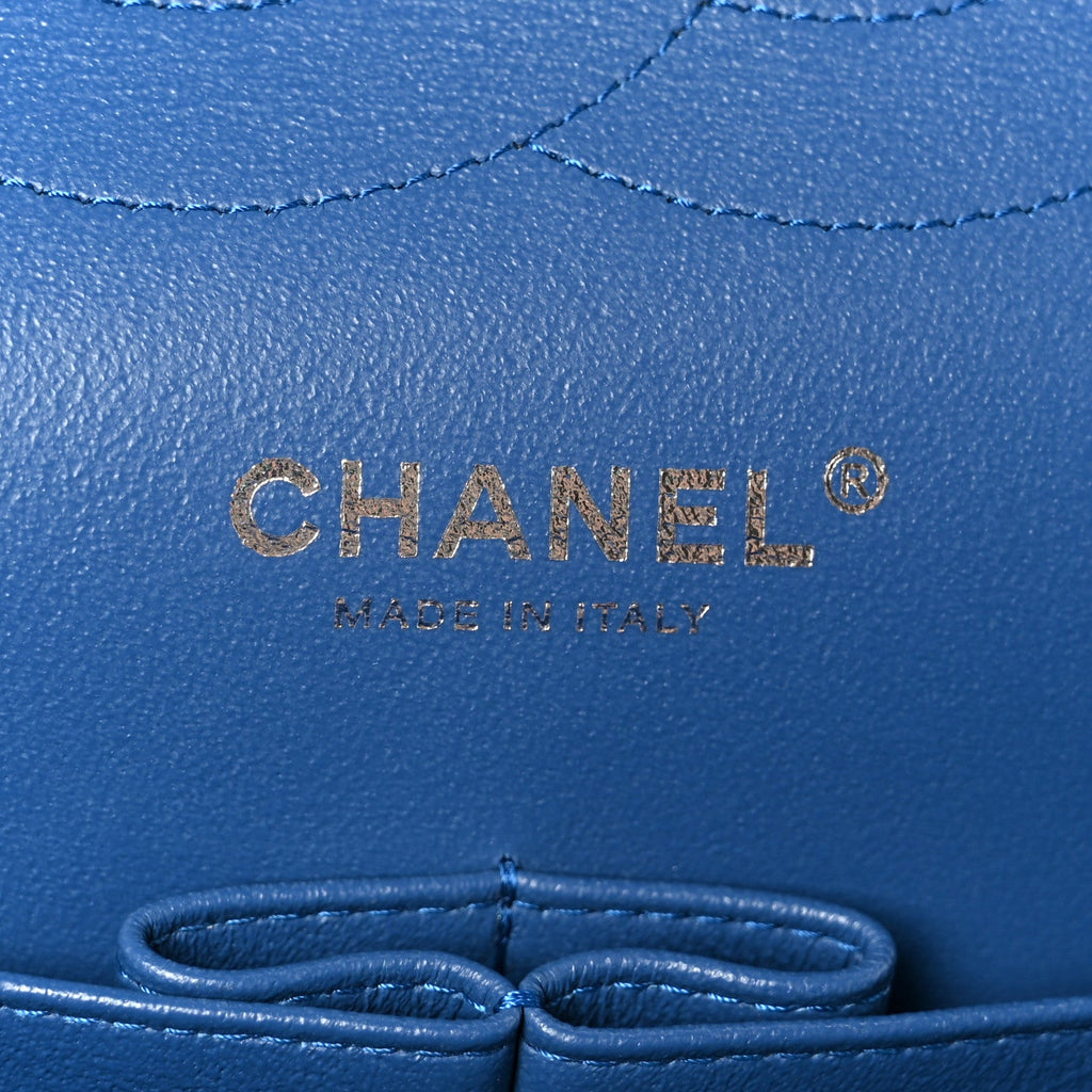 Caviar Chevron Quilted Jumbo Double Flap Blue wholesalehk.shop