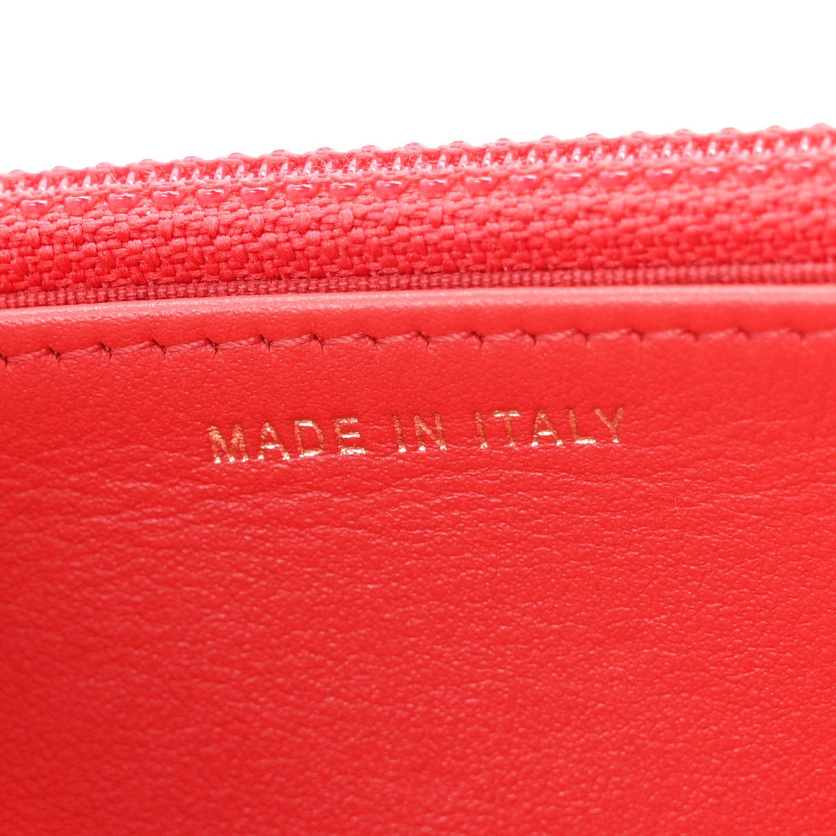 Caviar Quilted Boy Wallet On Chain WOC Red wholesalehk.shop