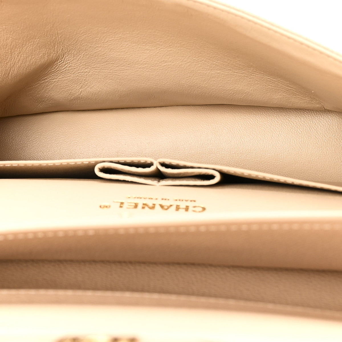 Caviar Quilted Medium Double Flap Beige wholesalehk.shop