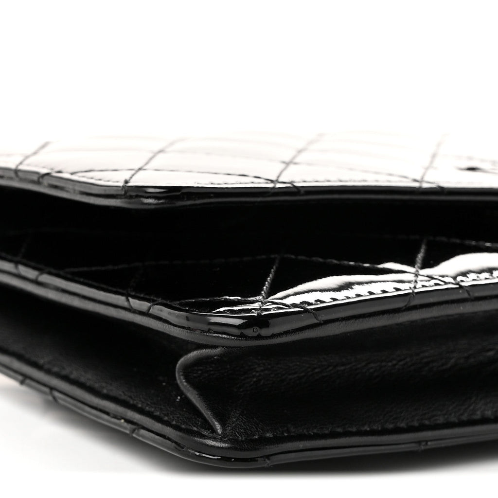 Patent Quilted Wallet On Chain WOC Black wholesalehk.shop