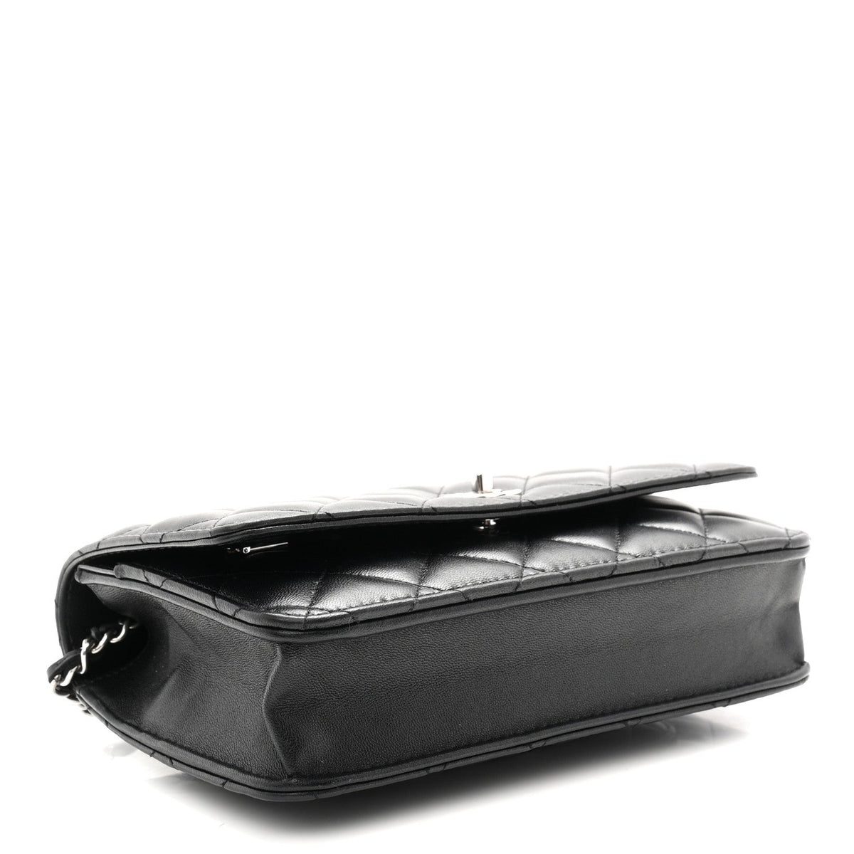 Lambskin Quilted CC Turnlock Wallet On Chain WOC Black wholesalehk.shop