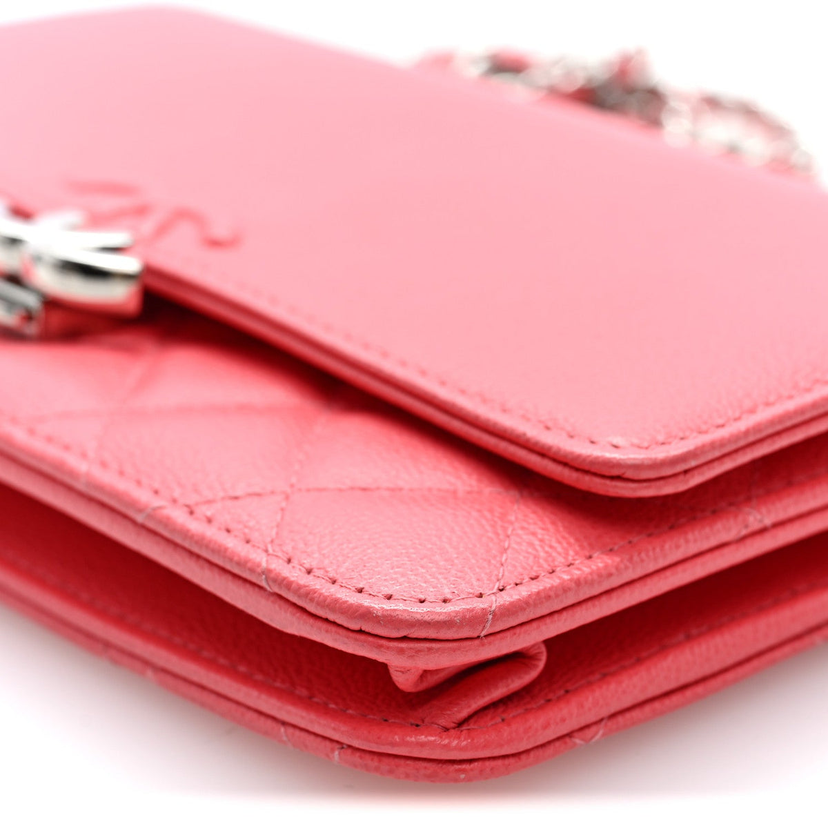Grained Calfskin Quilted CC Box Wallet On Chain WOC Pink wholesalehk.shop