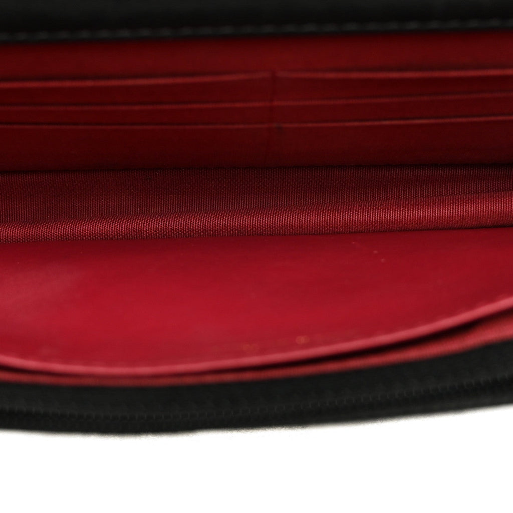 Goatskin Quilted Chanel 19 Wallet On Chain WOC Black wholesalehk.shop