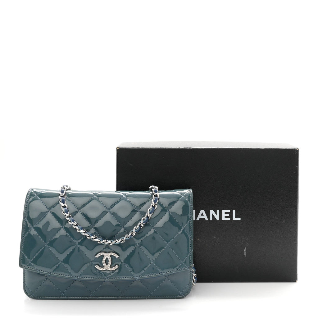 Patent Quilted Brilliant Wallet On Chain WOC Blue wholesalehk.shop