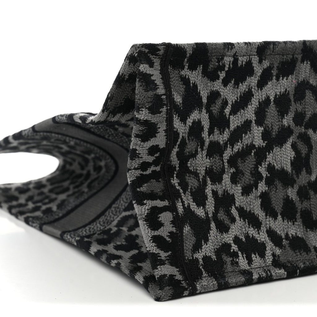 Canvas Mizza Embroidered Large Leopard Book Tote Grey £¨ Direct shipment via from wholesalehk.shop