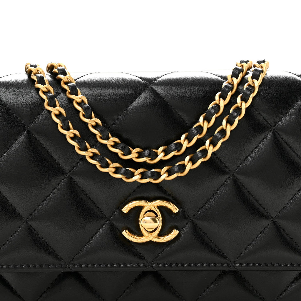 Lambskin Quilted Logo WOC Wallet On Chain Black wholesalehk.shop