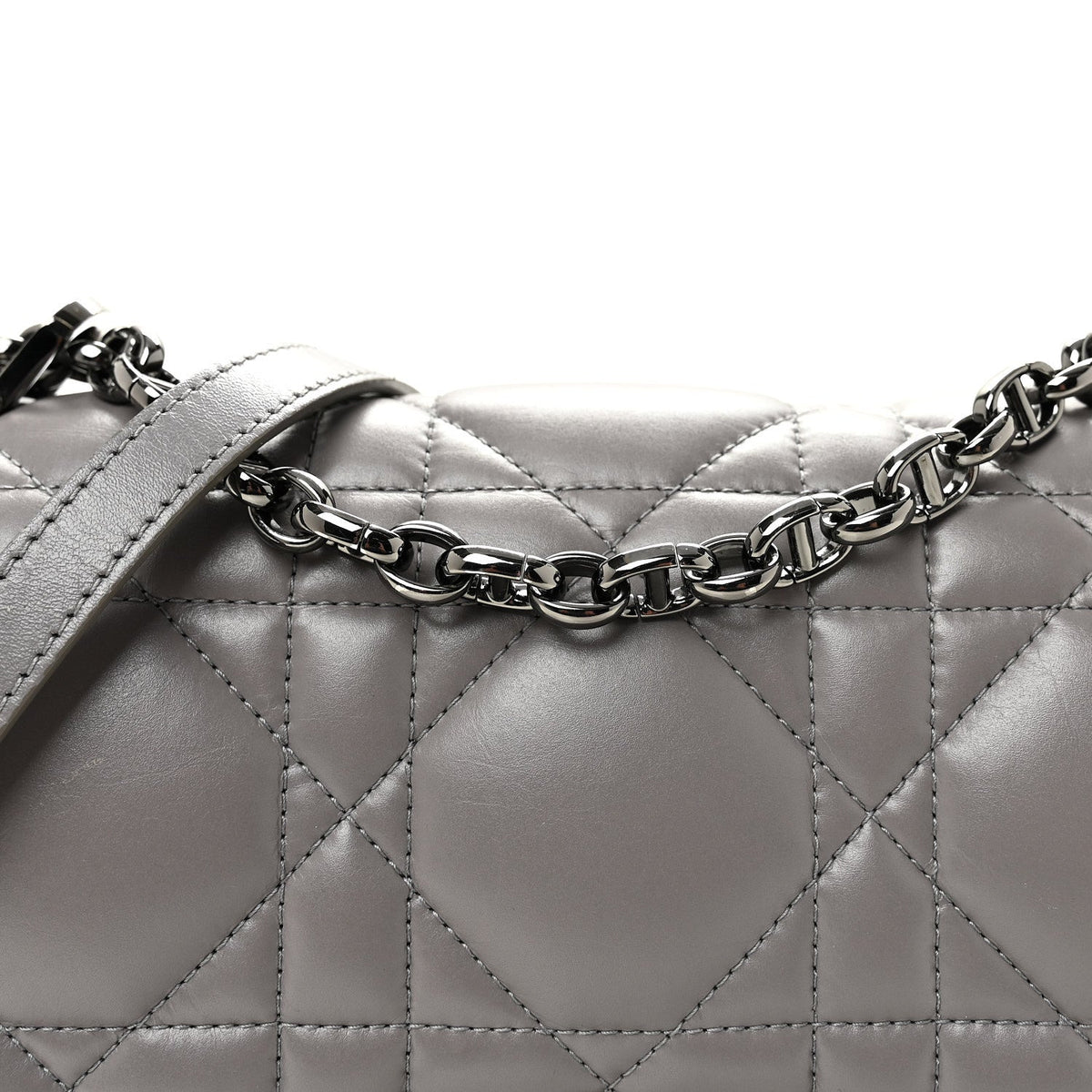 Calfskin Macrocannage Medium Caro Bag Iron Grey wholesalehk.shop