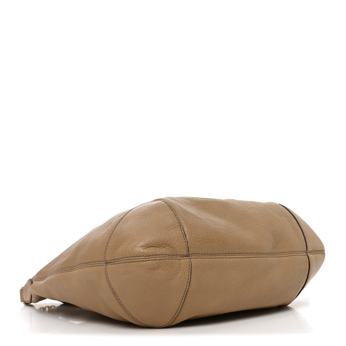 Pebbled Calfskin Medium Soho Chain Hobo Camelia wholesalehk.shop
