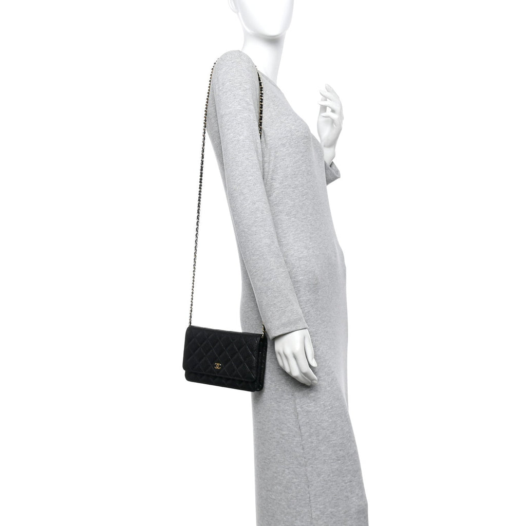 Caviar Quilted Wallet on Chain WOC Black wholesalehk.shop