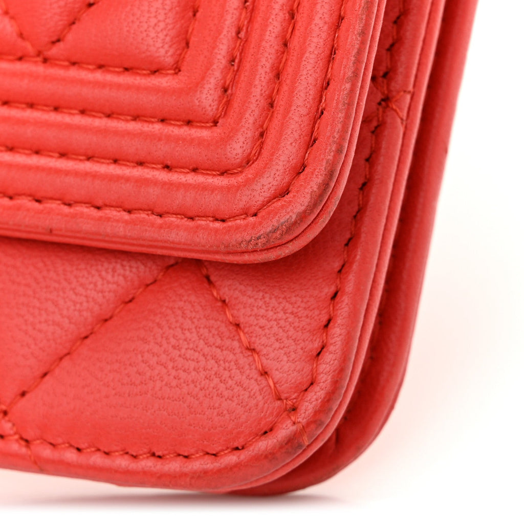 Lambskin Quilted Boy Wallet On Chain WOC Red wholesalehk.shop