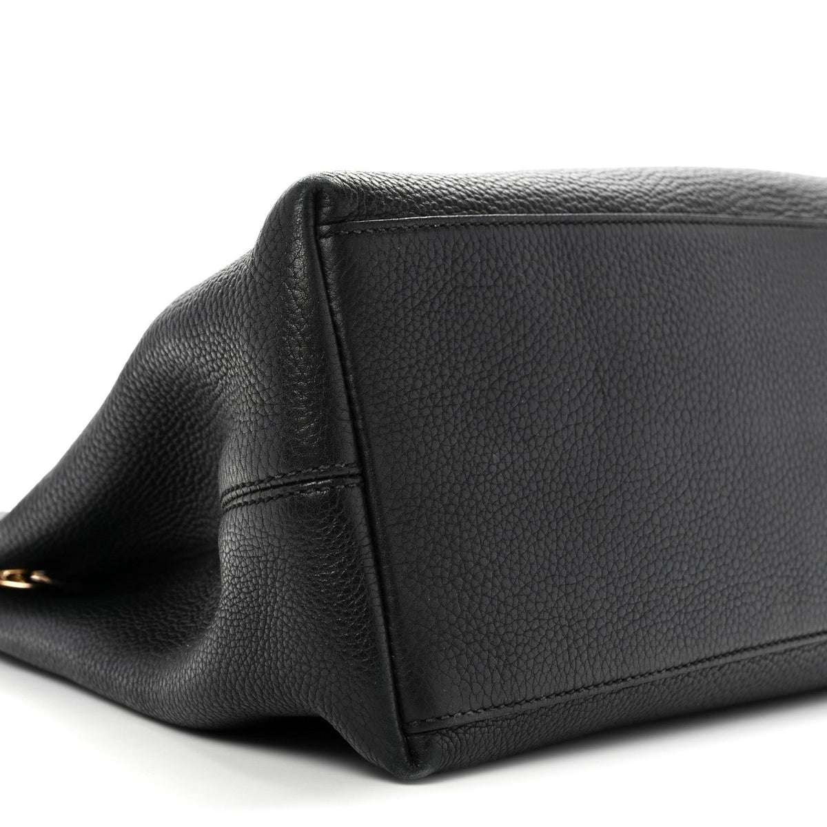 Pebbled Calfskin Medium Soho Chain Shoulder Bag Black wholesalehk.shop