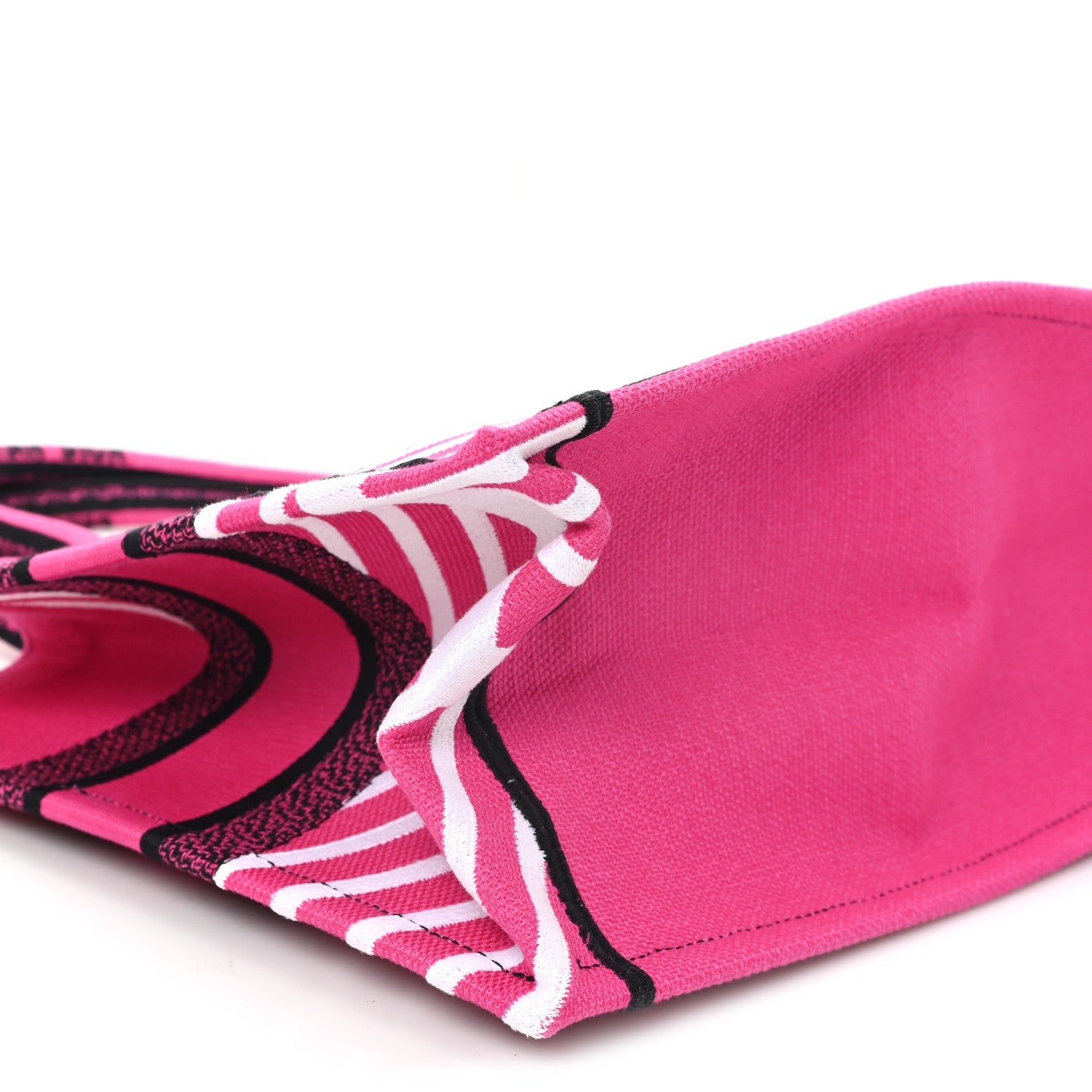 Canvas Embroidered Medium Jungle Pop Book Tote Fuchsia Multicolor £¨ Direct shipment via from wholesalehk.shop