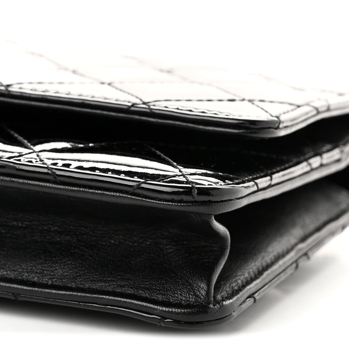 Patent Quilted Wallet On Chain WOC Black wholesalehk.shop