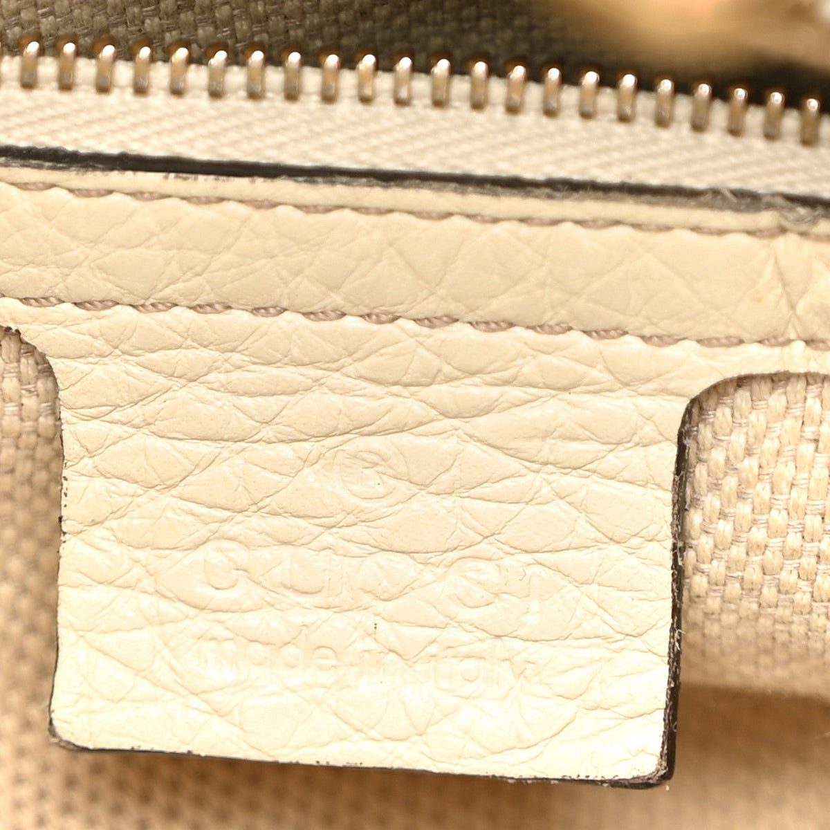 Pebbled Calfskin Medium Soho Chain Shoulder Bag Off White wholesalehk.shop