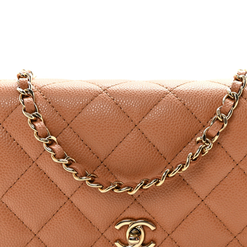 Caviar Quilted CC Turnlock Wallet On Chain WOC Brown wholesalehk.shop