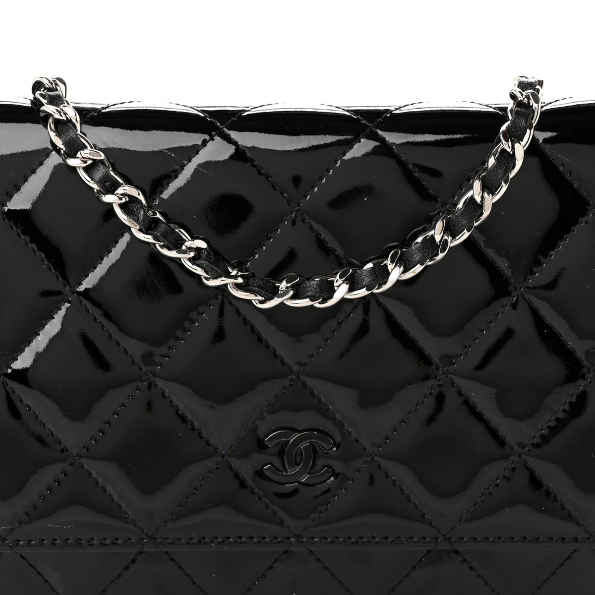 Patent Quilted Wallet On Chain WOC Black wholesalehk.shop
