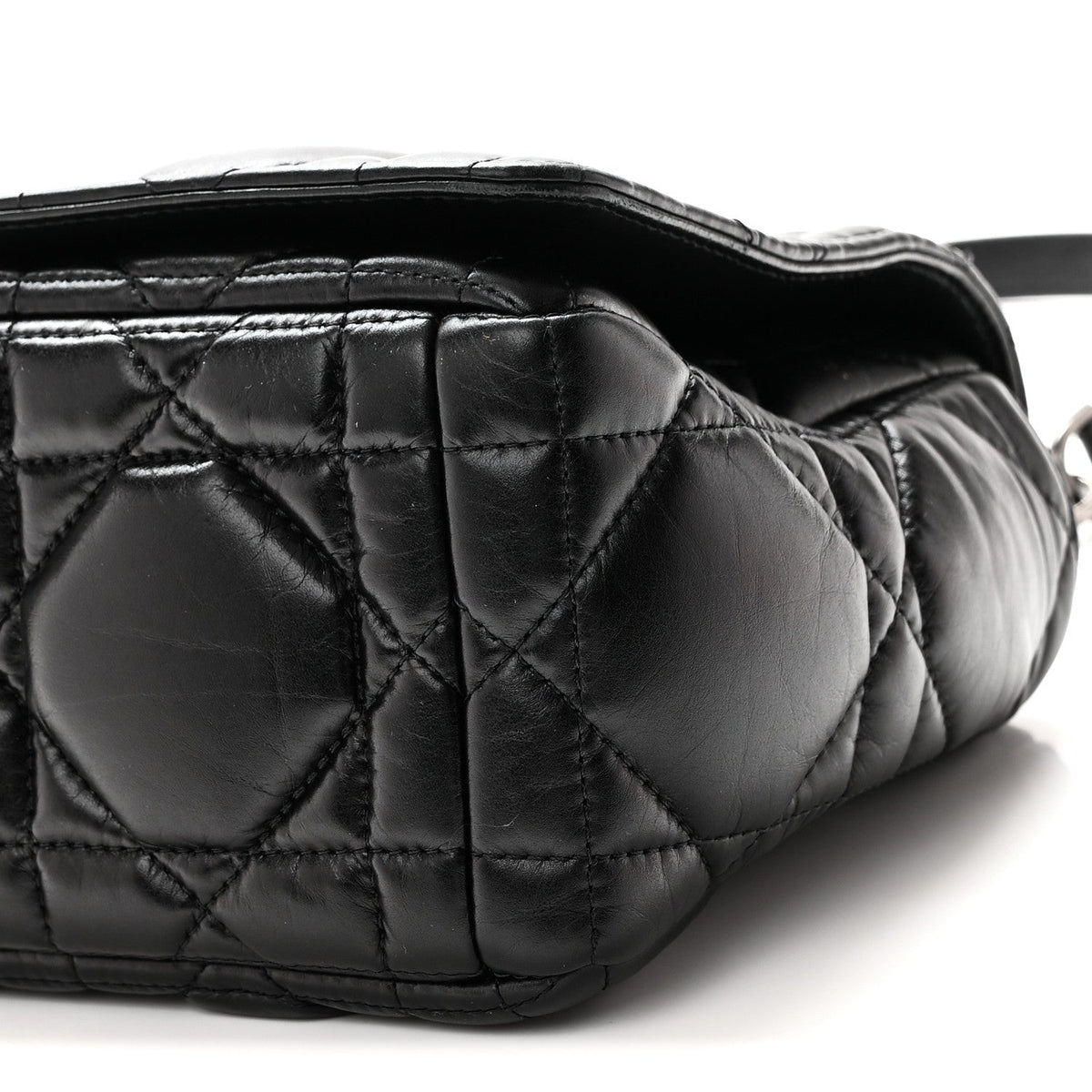 Calfskin Macrocannage Large Caro Bag Black wholesalehk.shop