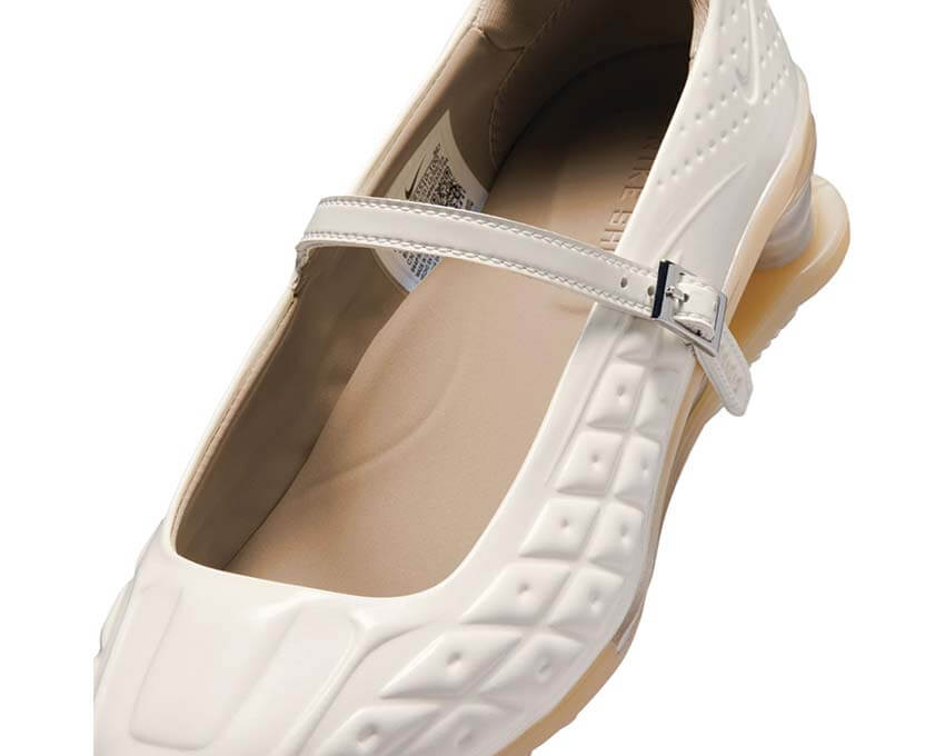 Nike Shox Z Calistra W "Pale Ivory"