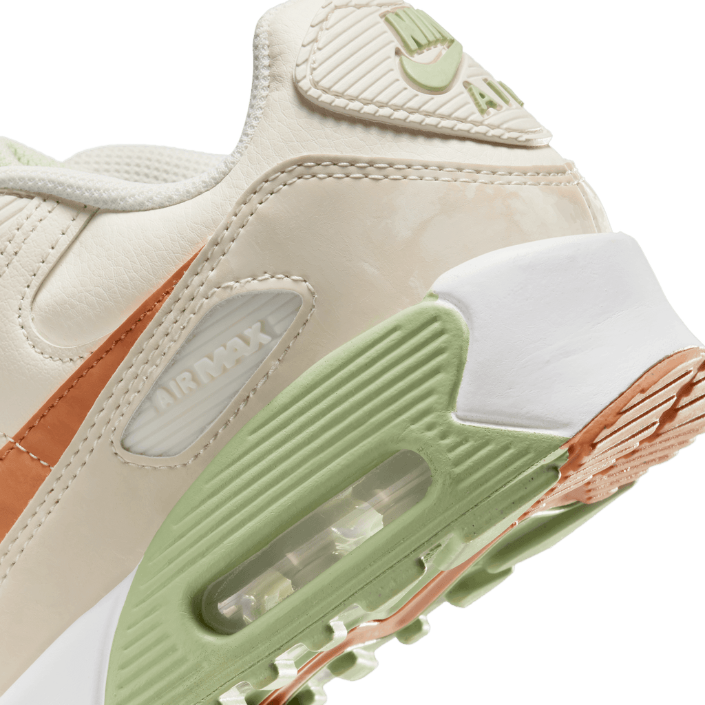 Big Kidsâ€?Nike Air Max 90 LTR "Pale Ivory Honeydew"
