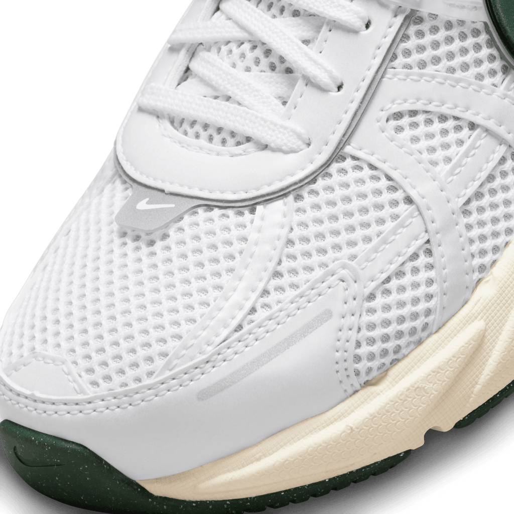 Women's Nike V2K Run "Runtekk White Green"