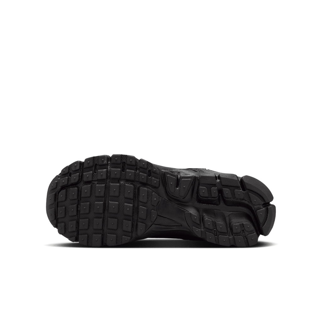Big Kids' Nike Vomero 5 "Triple Black"