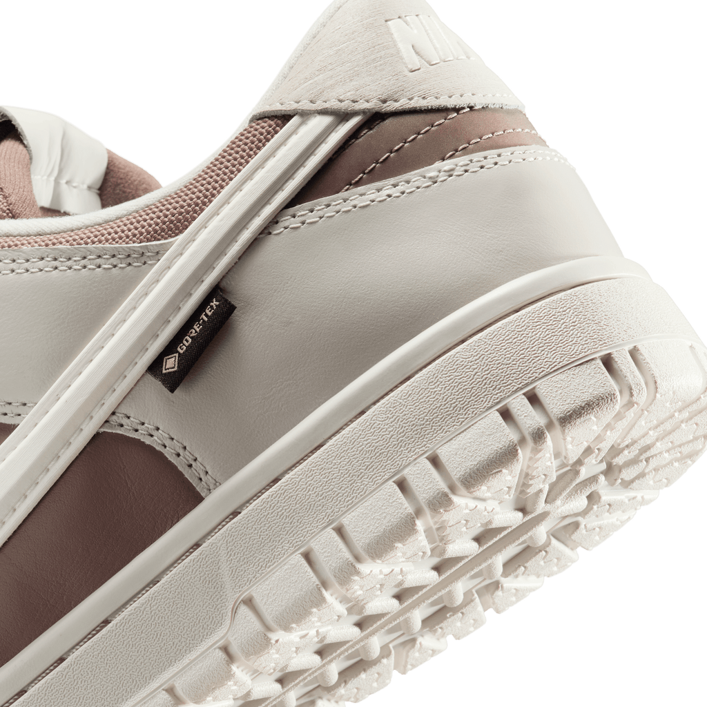 Men's Nike Dunk Low GORE-TEX "Light Bone Mink Brown Sail"