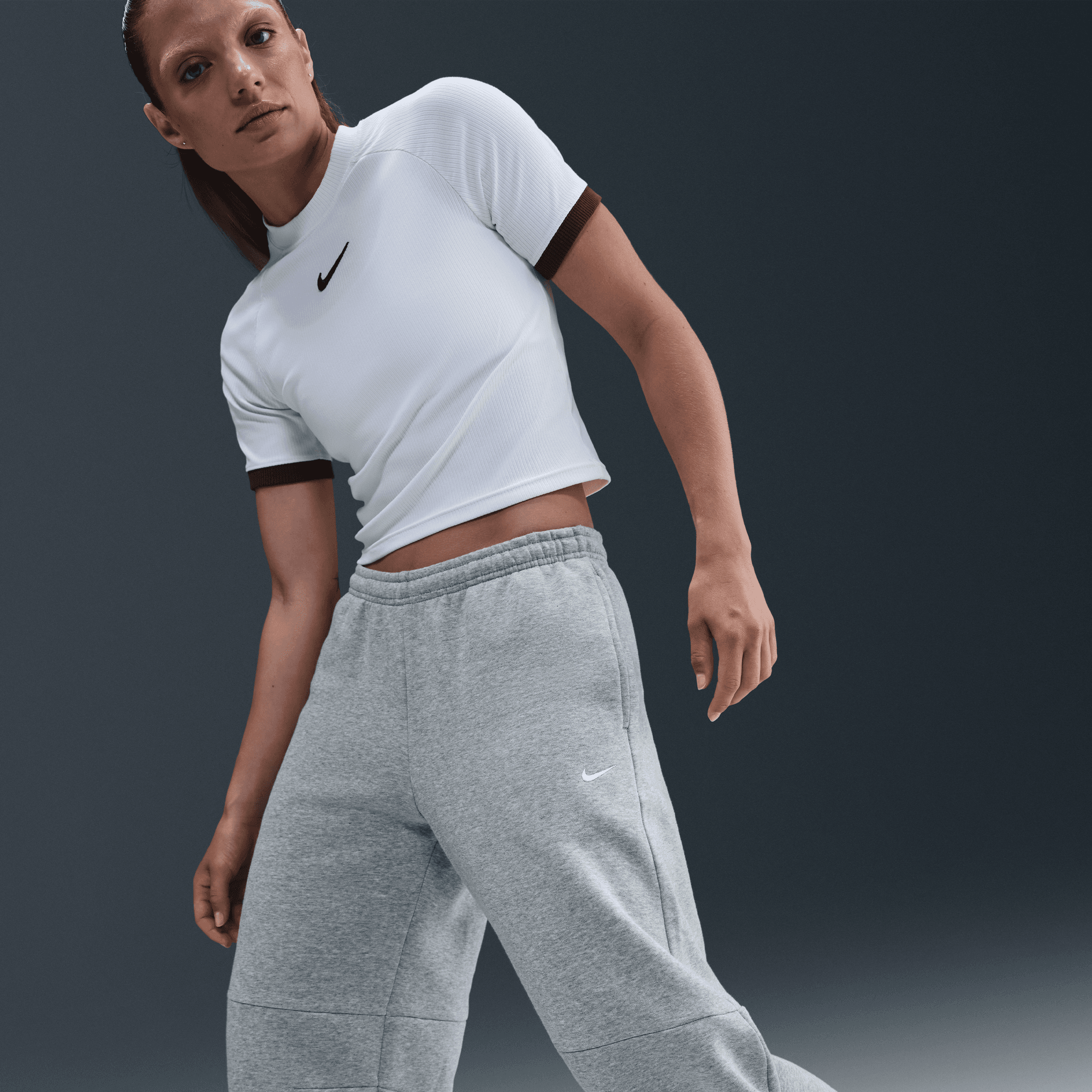 Women's Nike Sportswear Phoenix Fleece Barrel Leg Pants