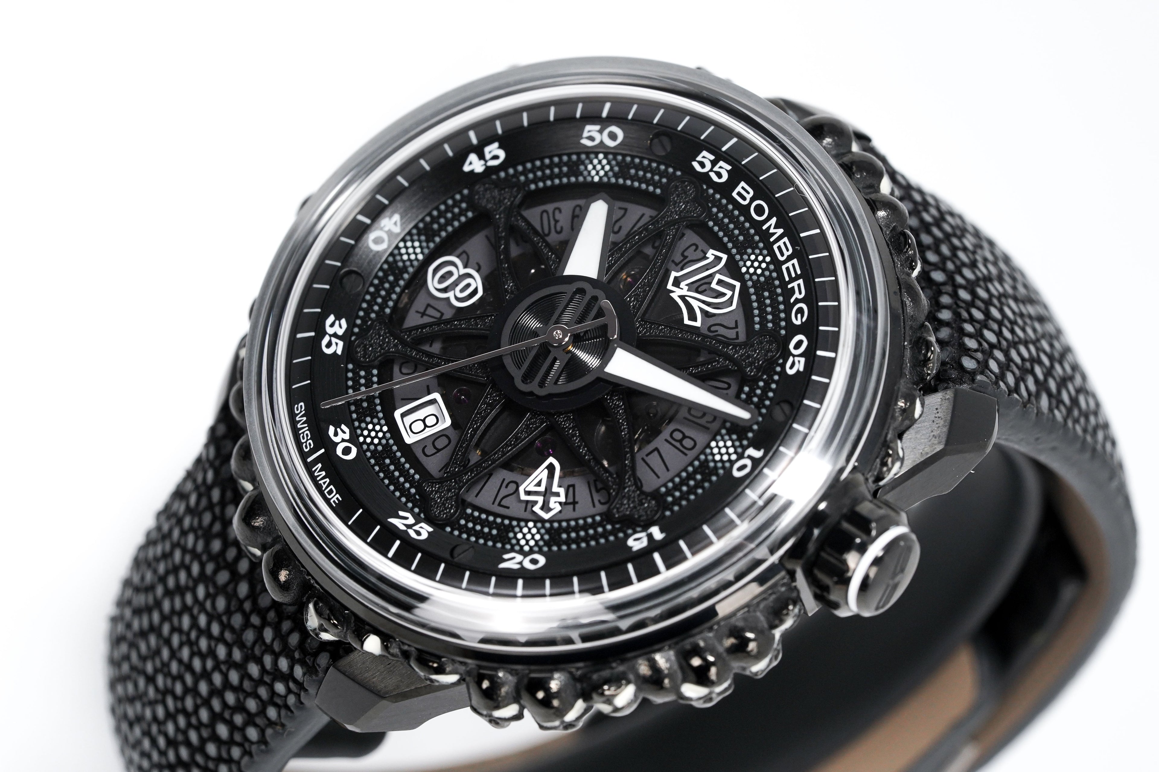 Bomberg Watch BB-01 Automatic Black Catacomb Limited Edition wholesalehk.shop