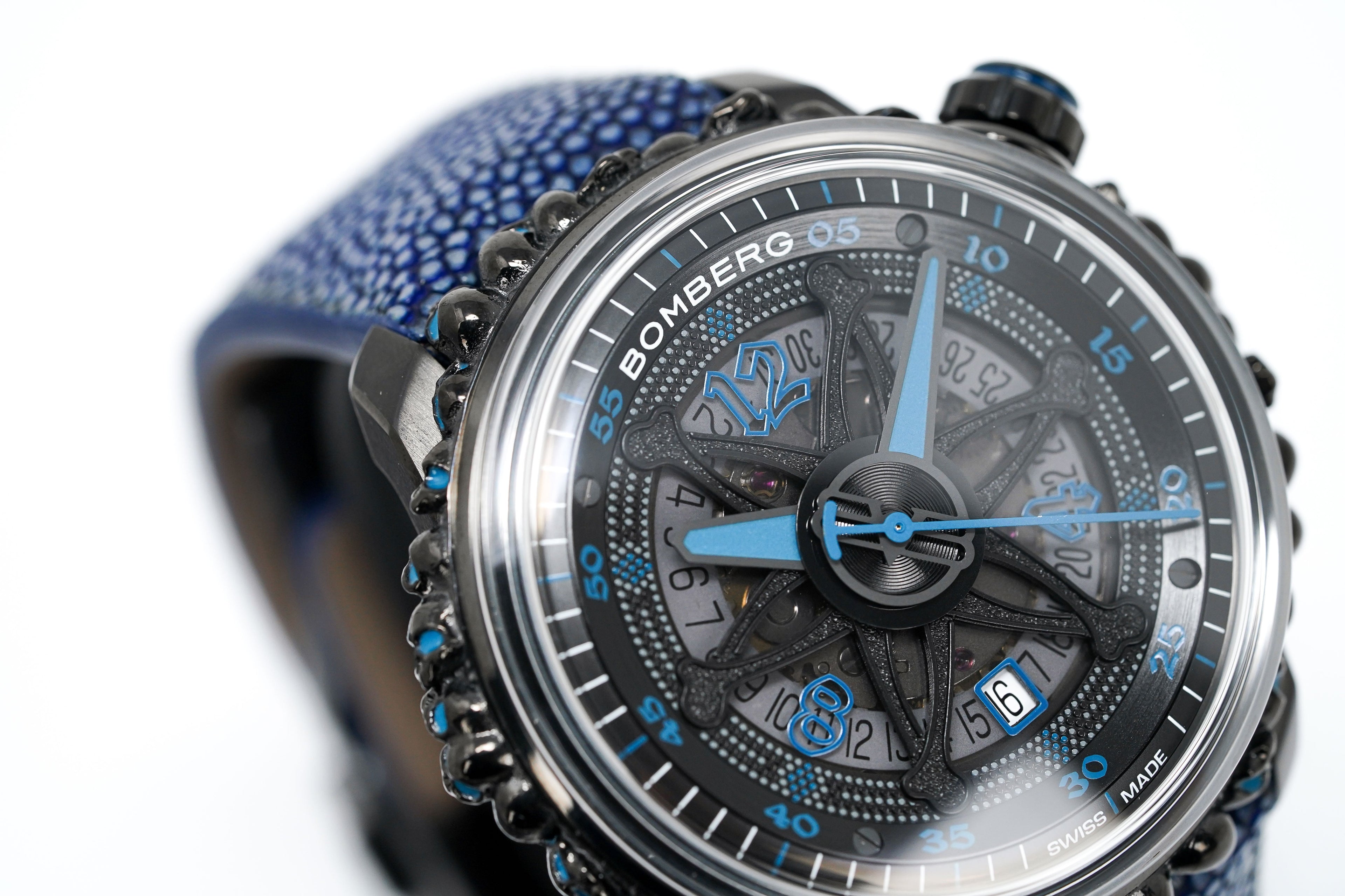 Bomberg Watch BB-01 Automatic Blue Catacomb Limited Edition wholesalehk.shop