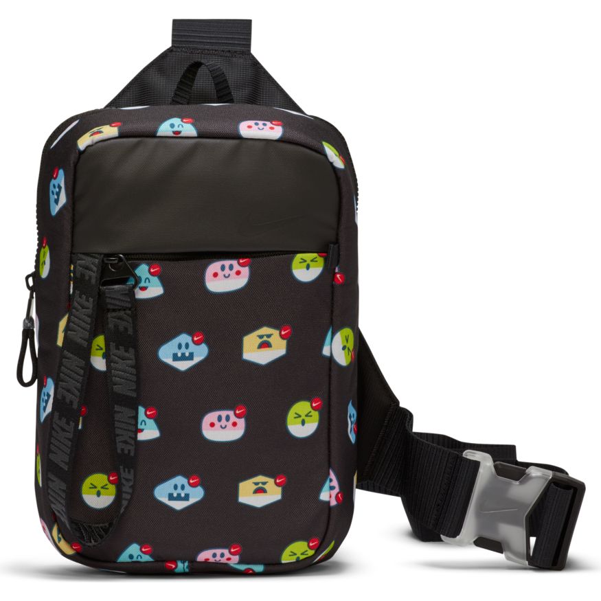Nike Sportswear Essentials Hip Pack