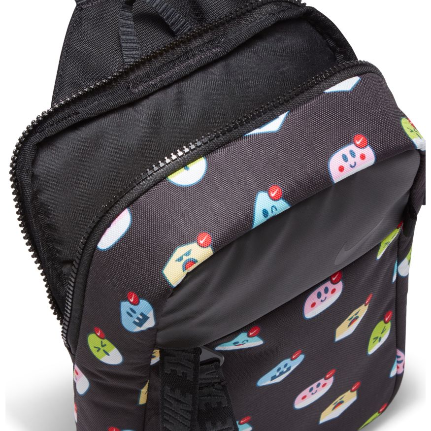 Nike Sportswear Essentials Hip Pack