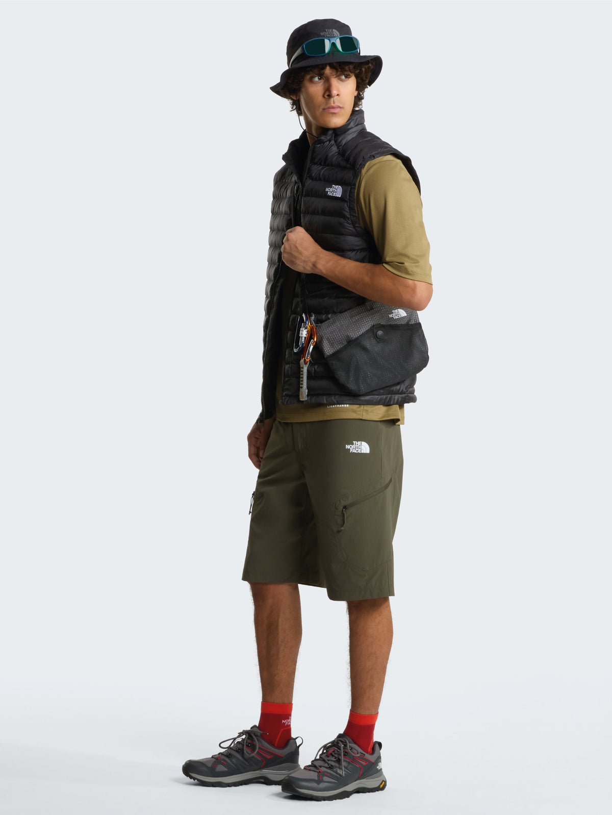 2026 New Arrival Shorts Cargo in Nylon Stretch Verde wholesalehk.shop