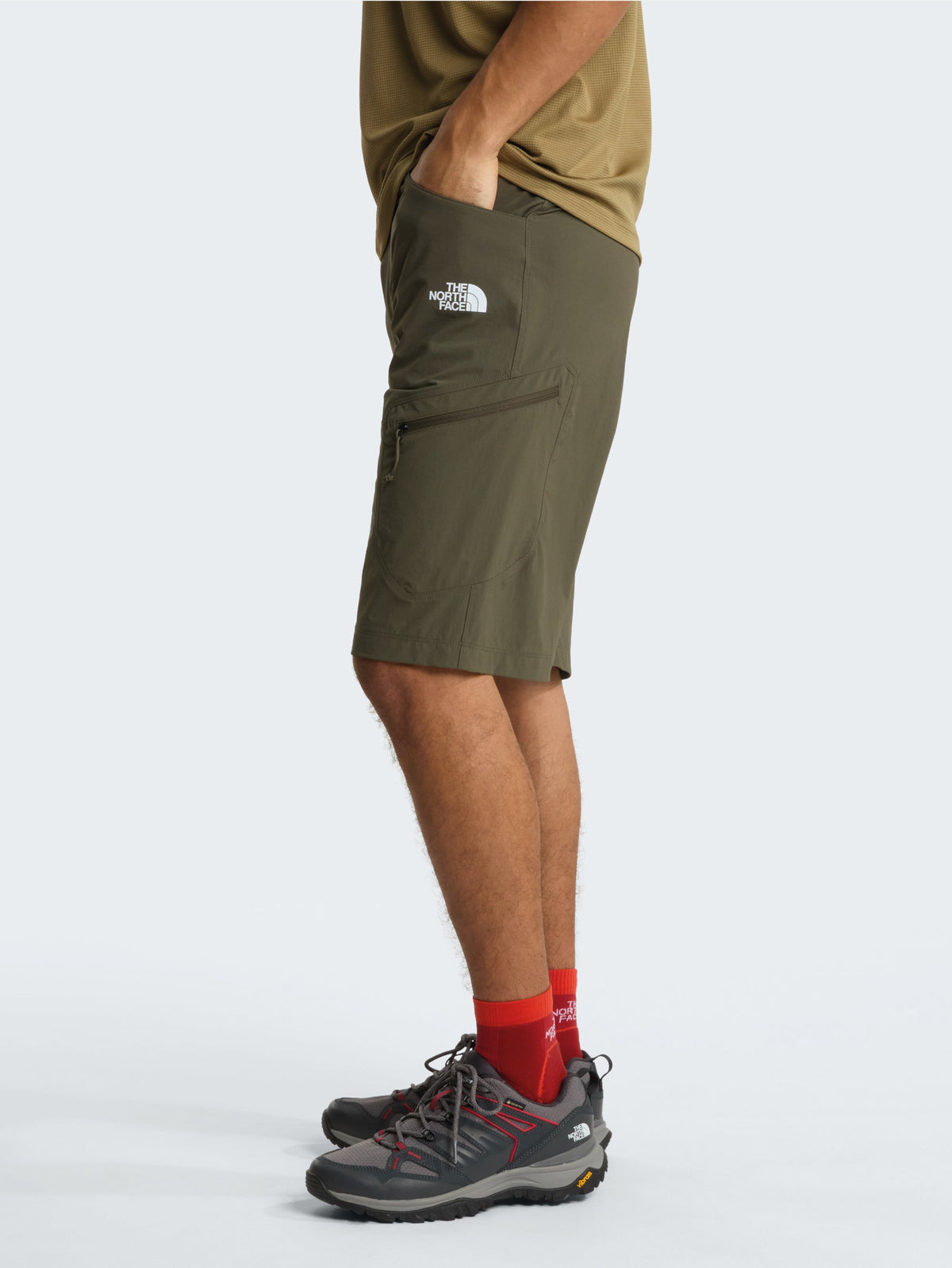2026 New Arrival Shorts Cargo in Nylon Stretch Verde wholesalehk.shop