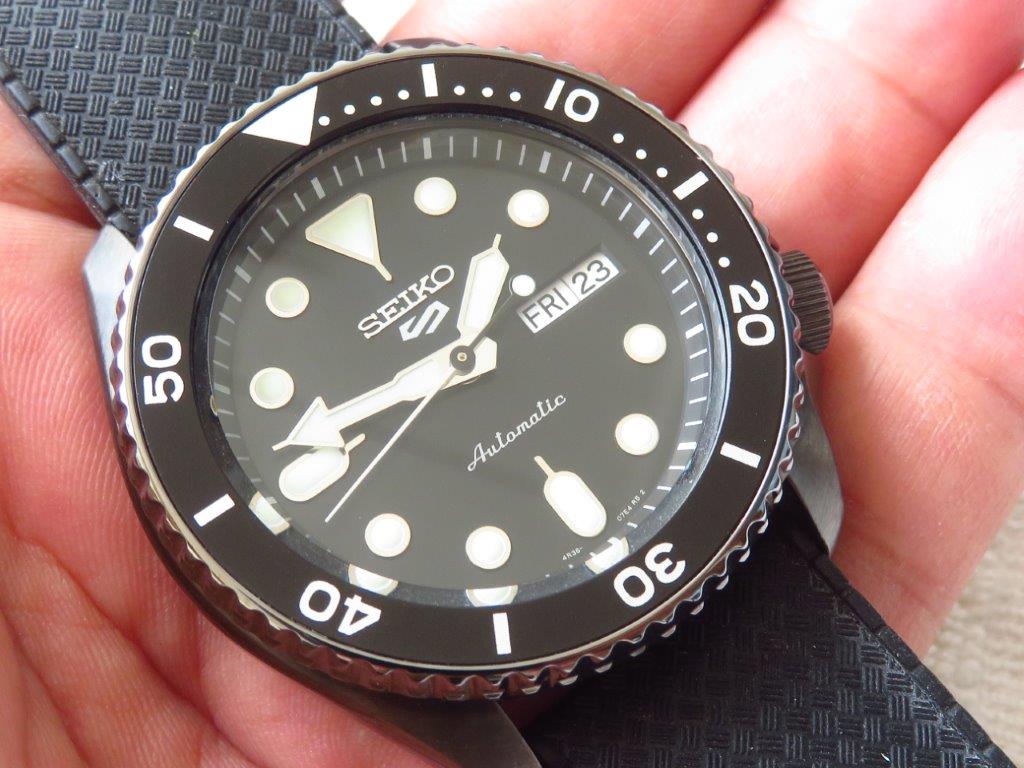 Seiko 5 Sport Automatic Black Dial Green Nylon Strap Watch For Men - SRPD65K4 wholesalehk.shop